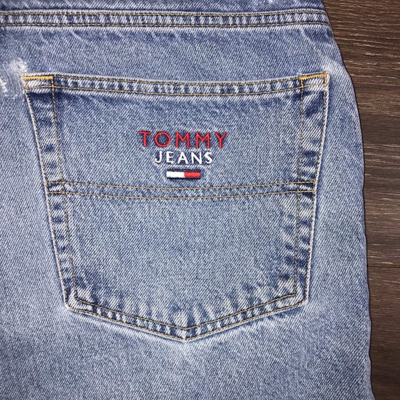 Tommy Jeans Mens Classic Y2K Vintage 2000s Blue Denim Faded Jean Shorts Size 36 - Picture 3 of 11